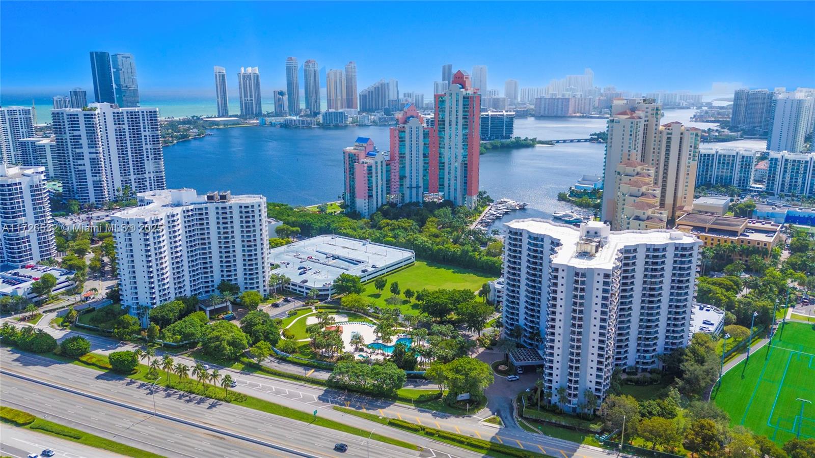 PARC CENTRAL AVENTURA SOU - Residential