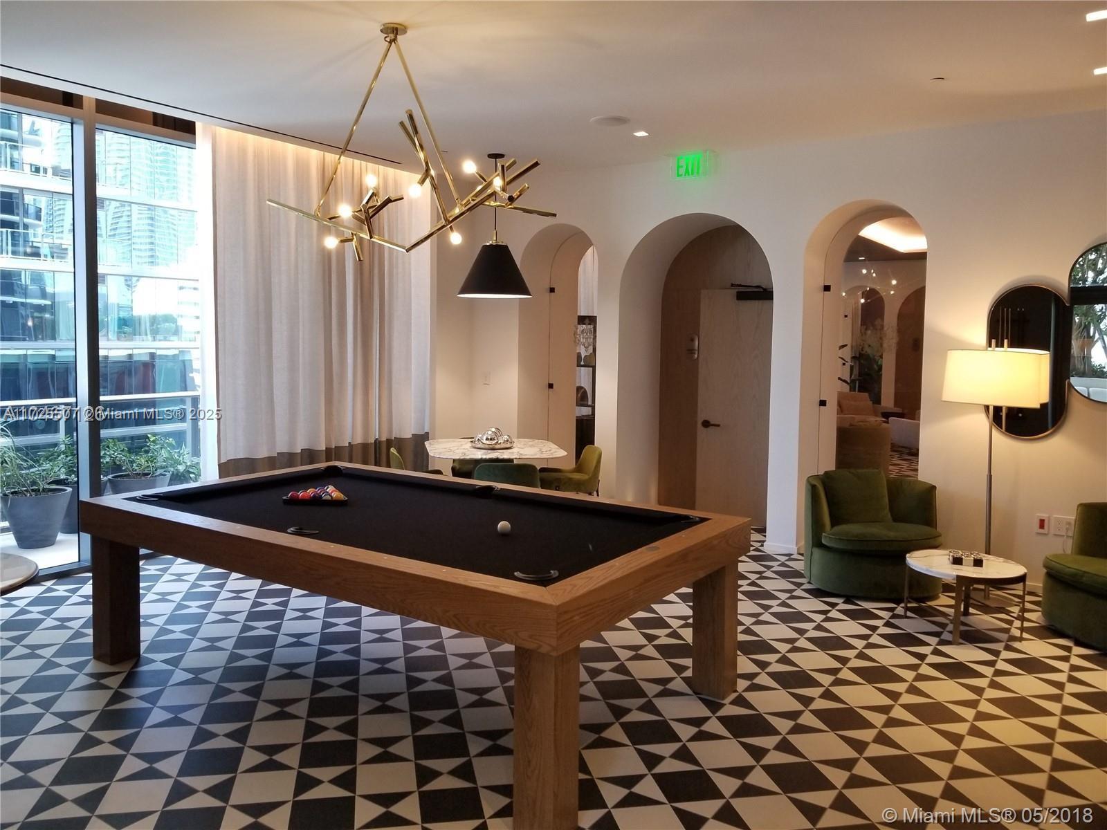 SLS LUX - Residential