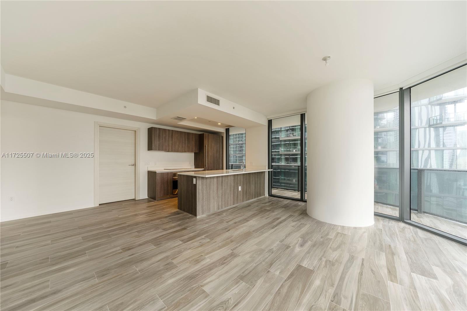 SLS LUX - Residential