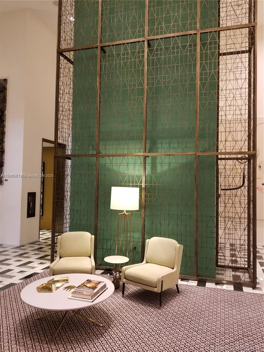 SLS LUX - Residential