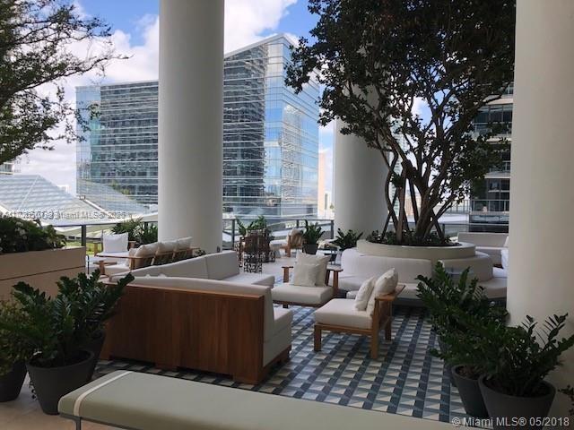 SLS LUX - Residential