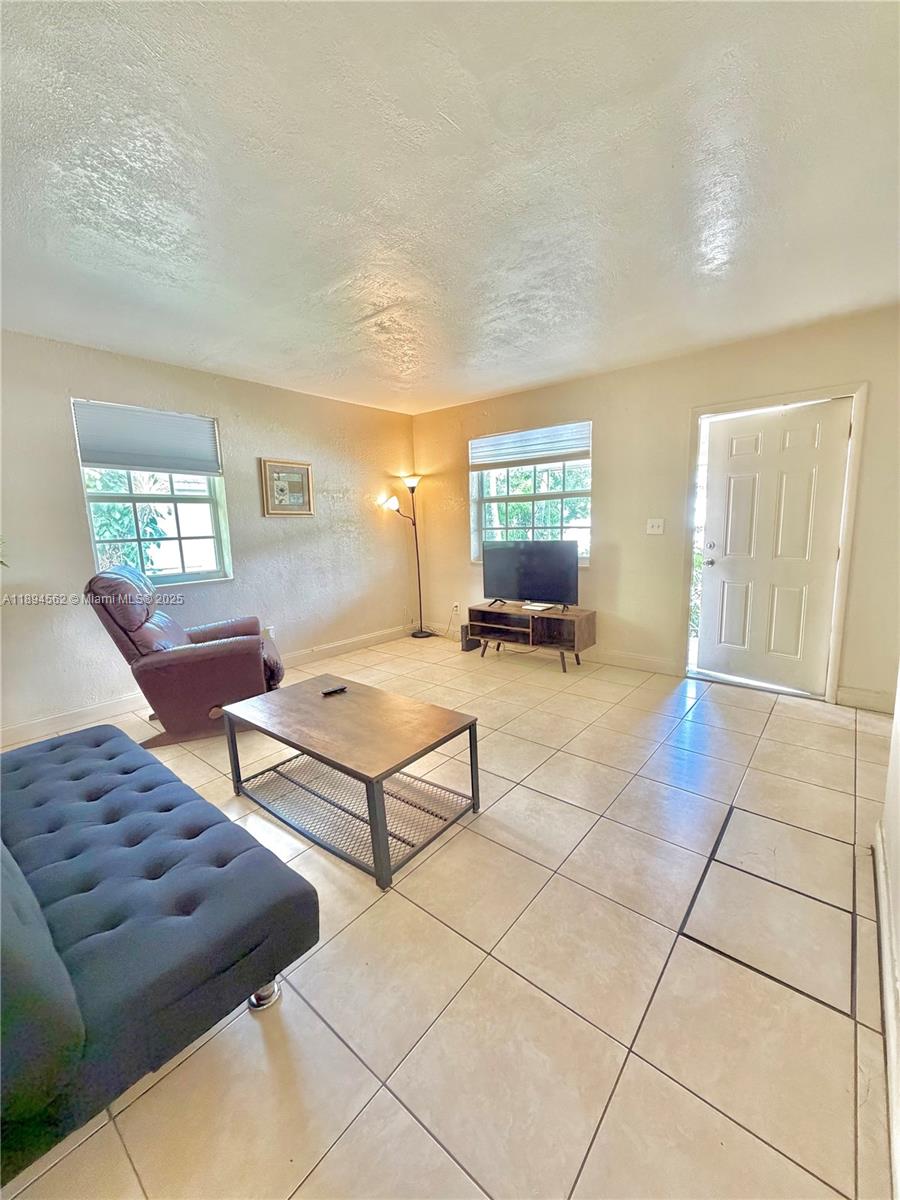 NORTH DANIA HEIGHTS - Residential Lease