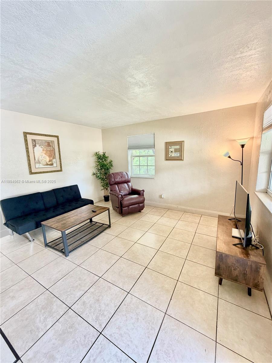 NORTH DANIA HEIGHTS - Residential Lease