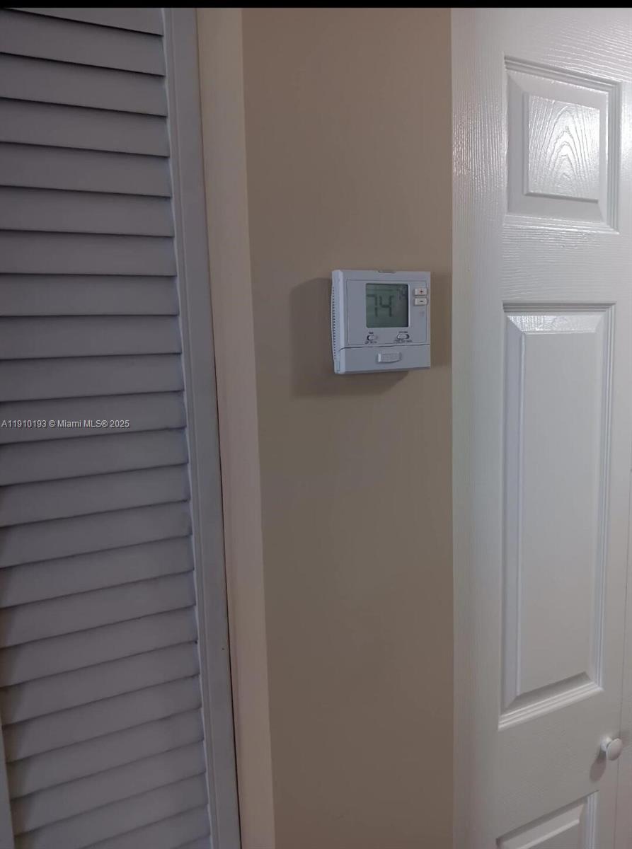 VILLA RUSTICA I CONDO - Residential Lease