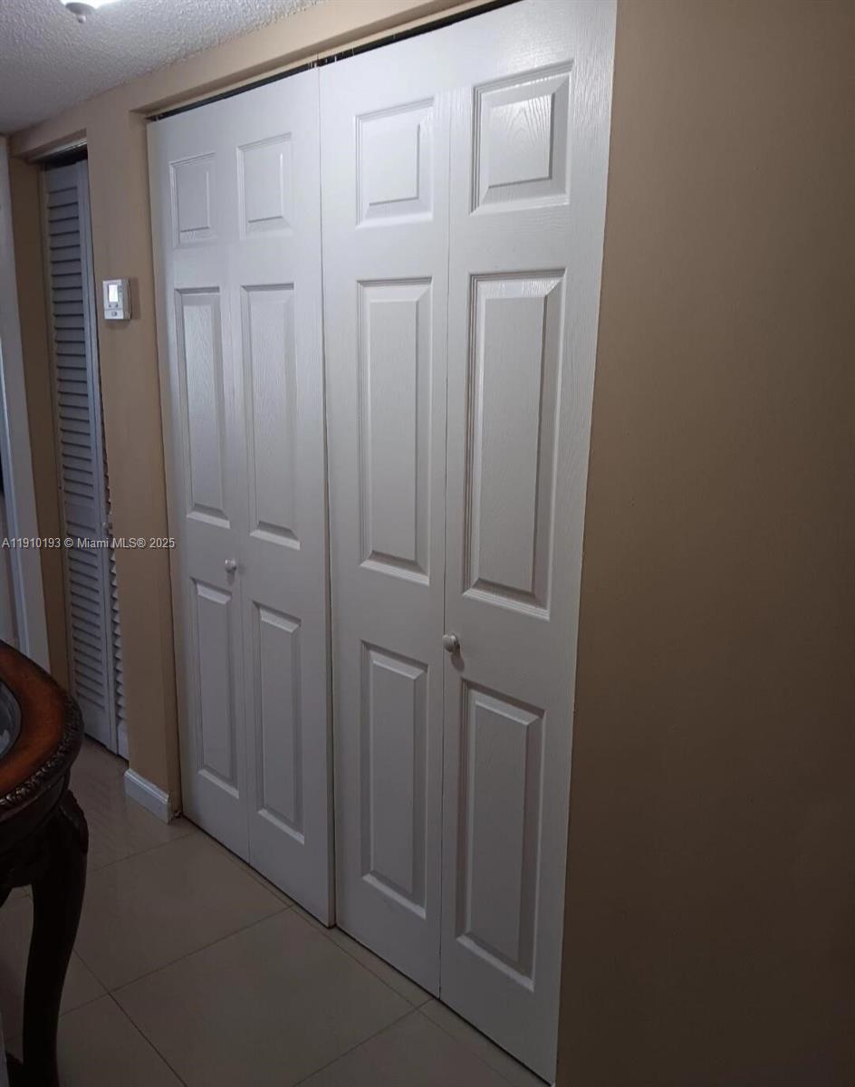 VILLA RUSTICA I CONDO - Residential Lease