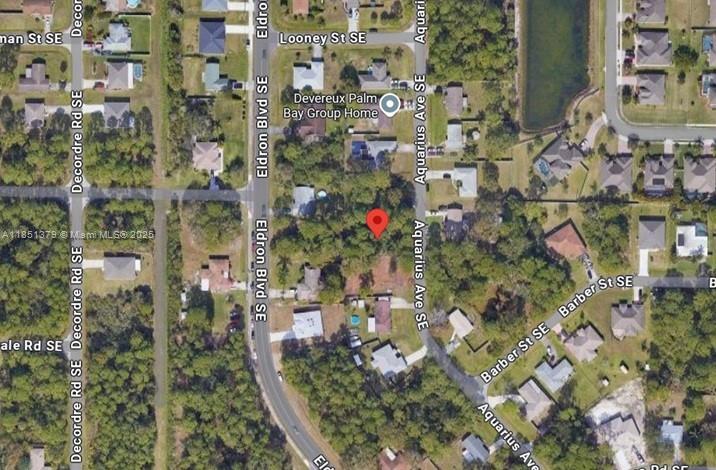 230 Aquarius Ave SE