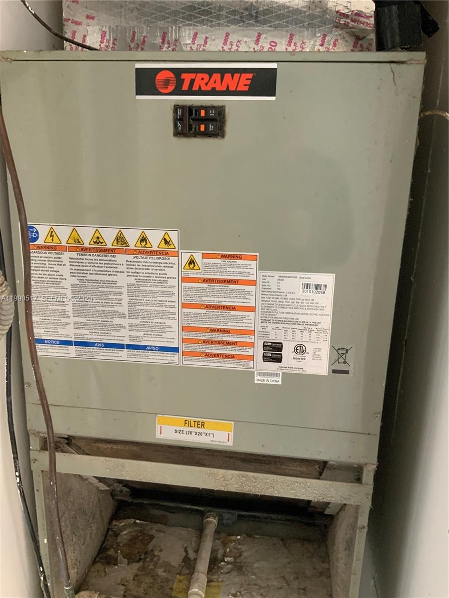 WINDWARD ESTS SEC 2 - Residential