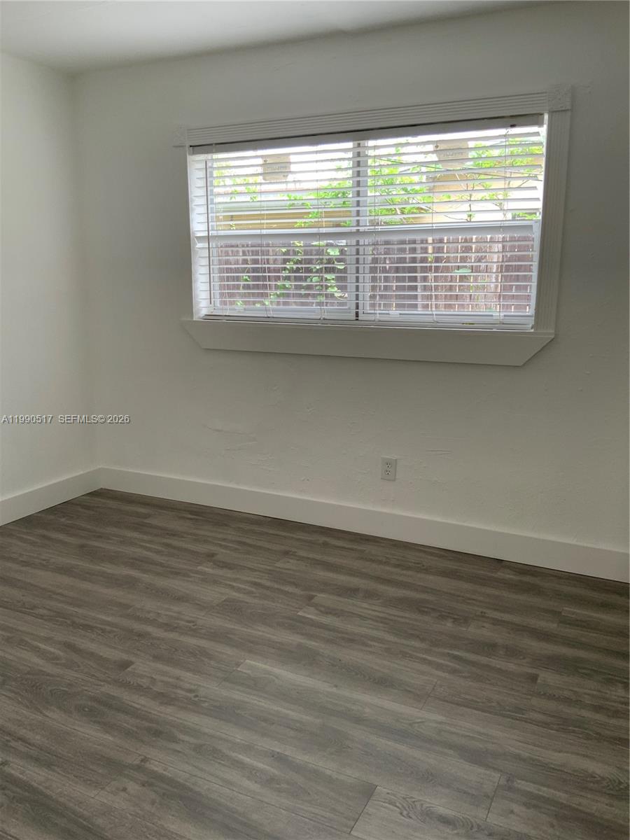 WINDWARD ESTS SEC 2 - Residential