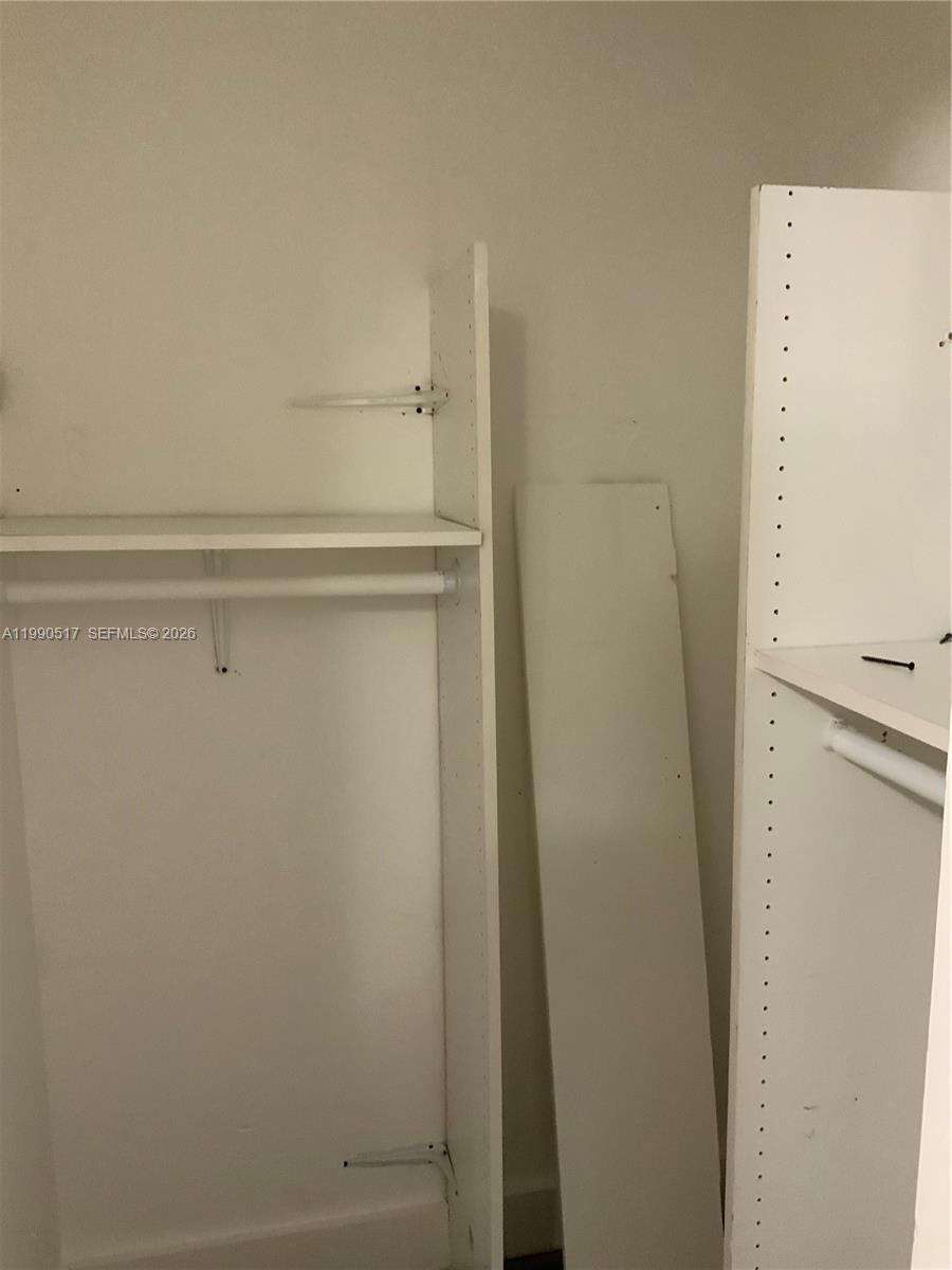 WINDWARD ESTS SEC 2 - Residential