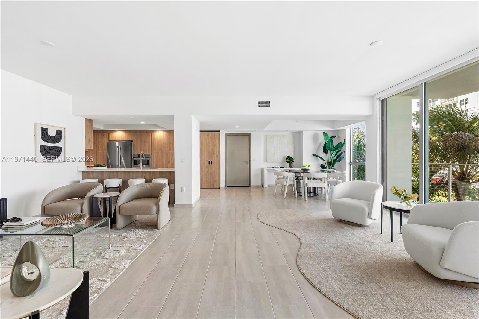 10281 W Bay Harbor Dr 204