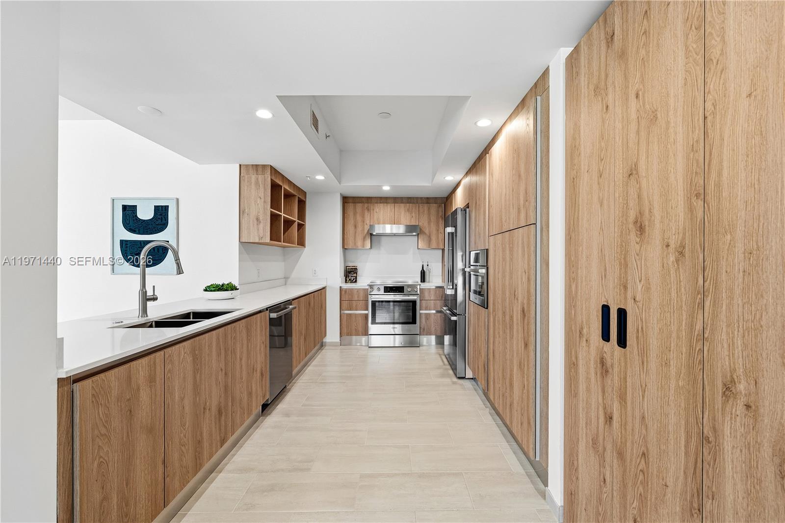 BAY HARBOR ISLAND - Residential Lease