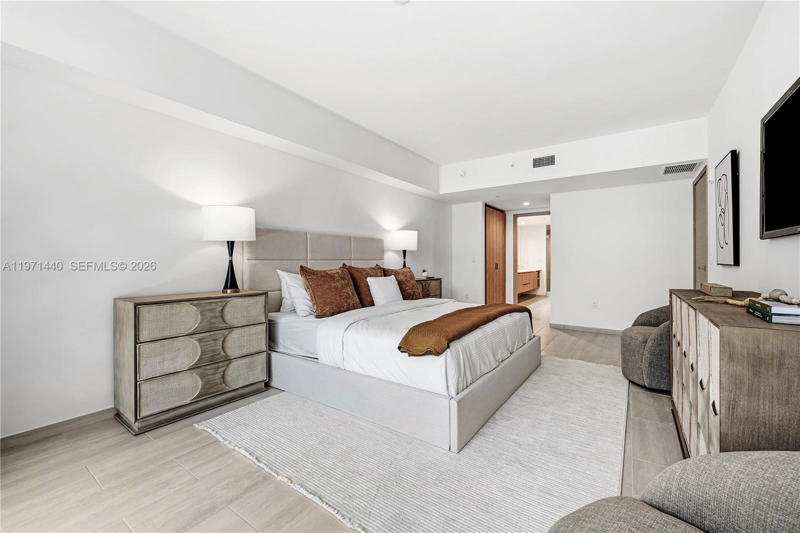 BAY HARBOR ISLAND - Residential Lease