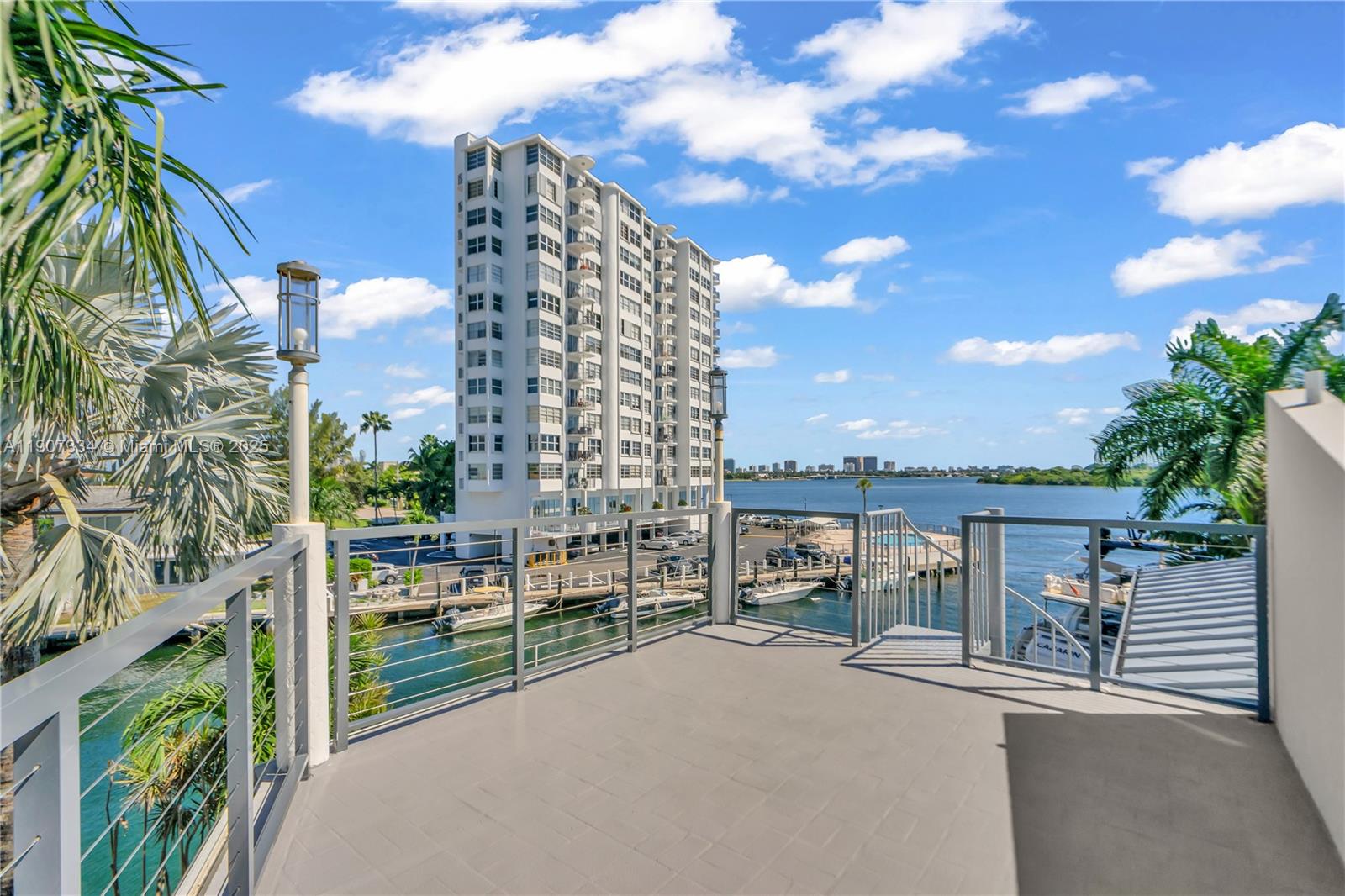 SAN SOUCI ESTATES - Residential Lease