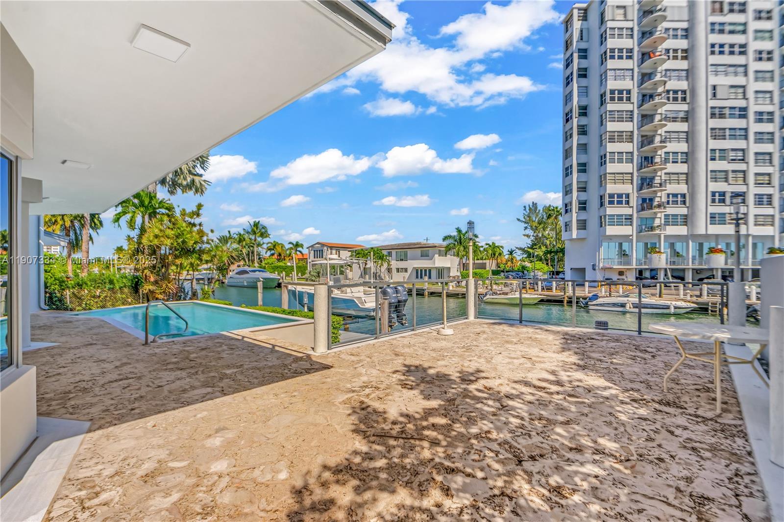 SAN SOUCI ESTATES - Residential Lease