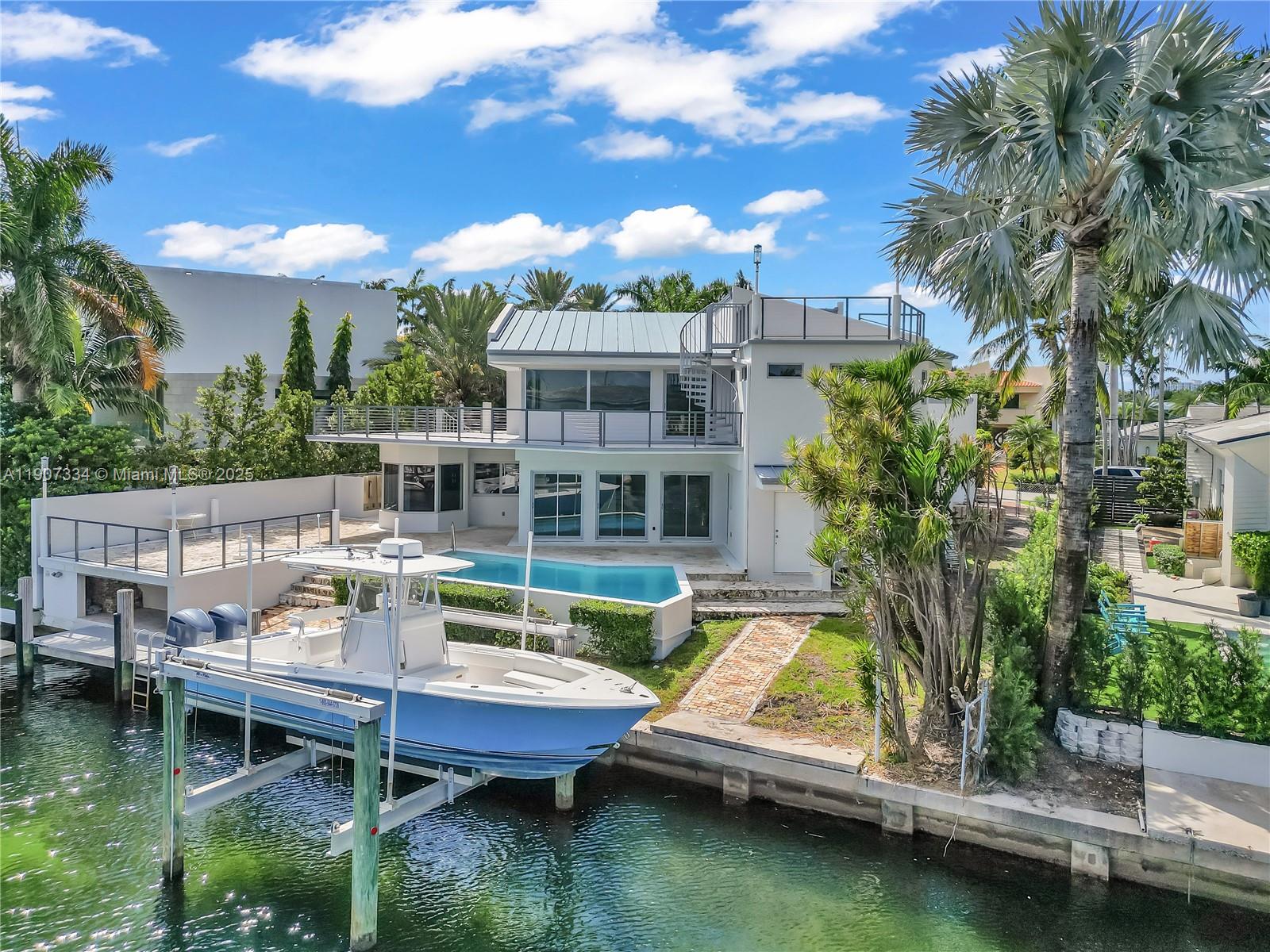 SAN SOUCI ESTATES - Residential Lease