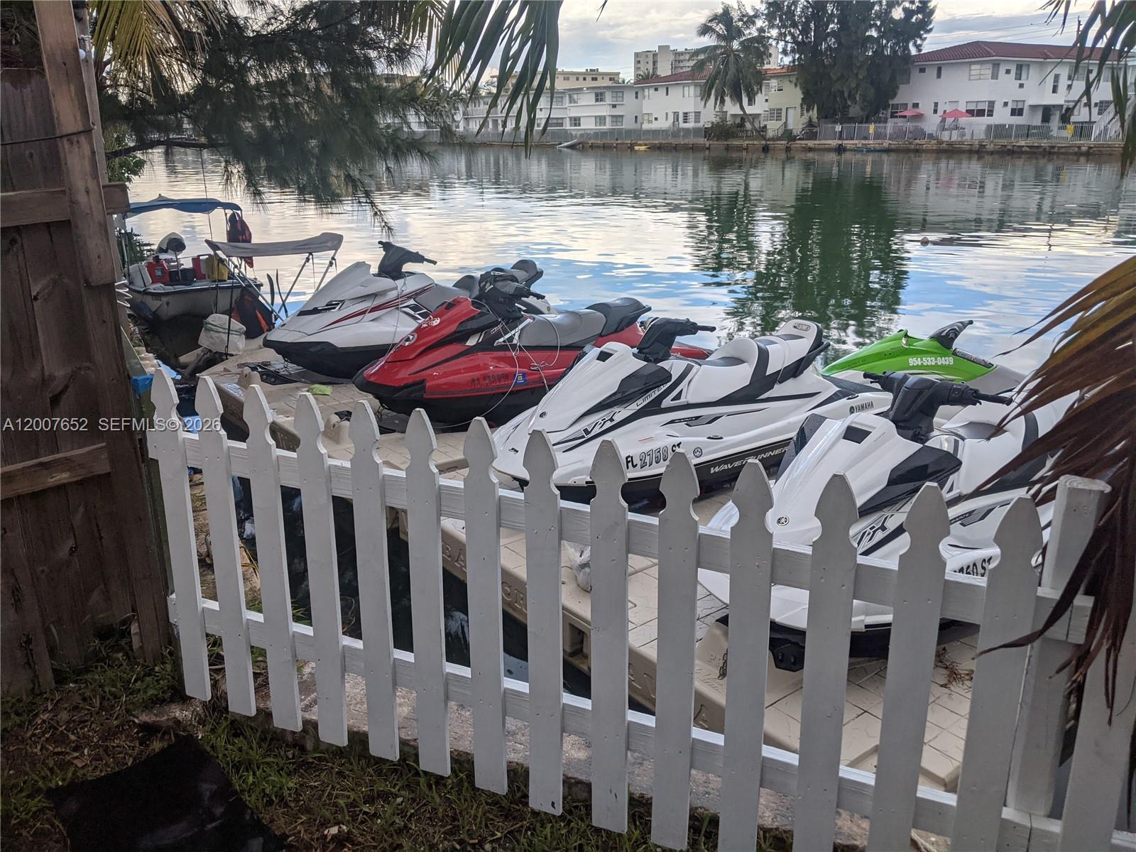 7741 Hawthorne Ave 7741