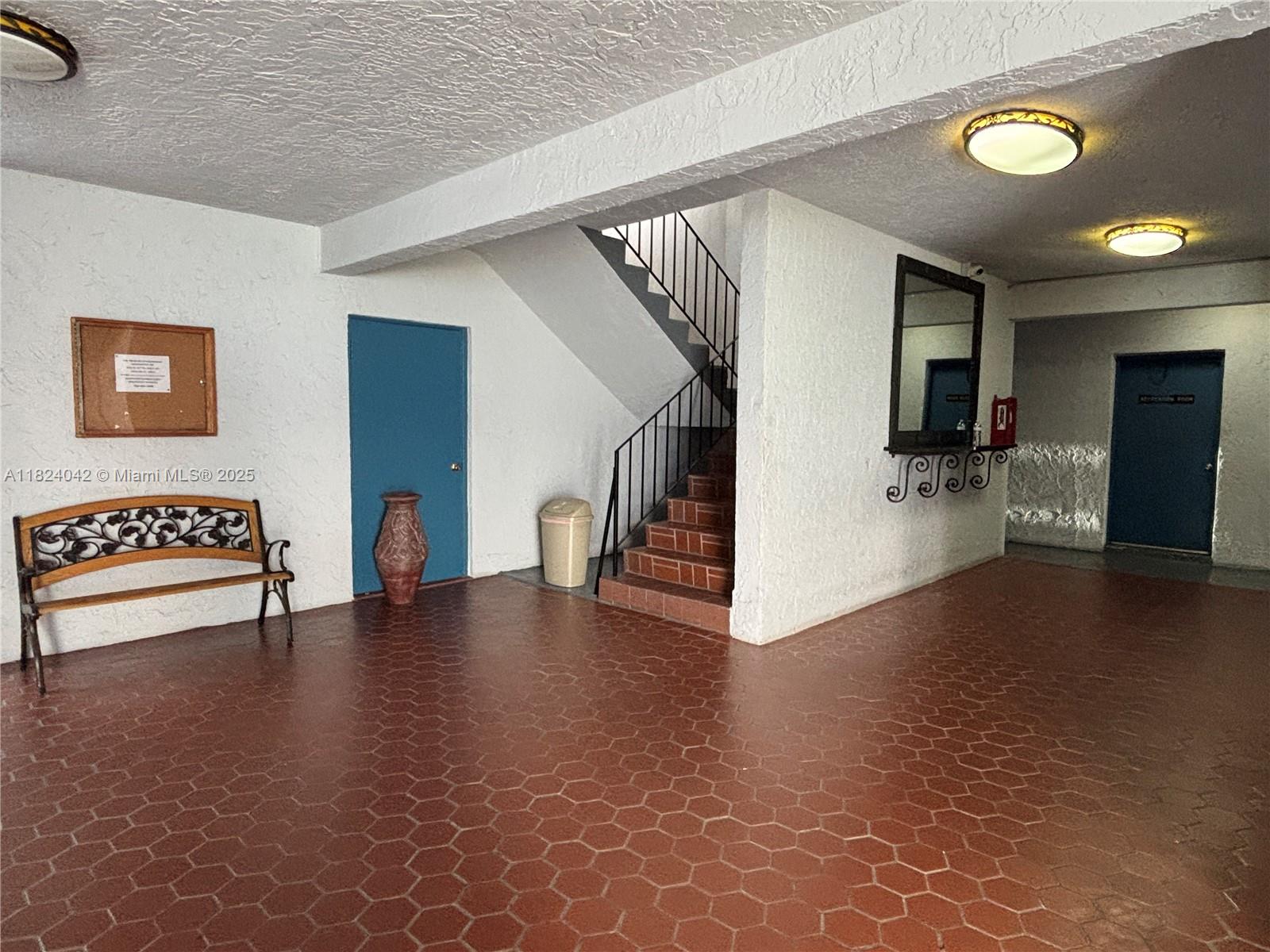 TREASURY CONDO THE - Residential