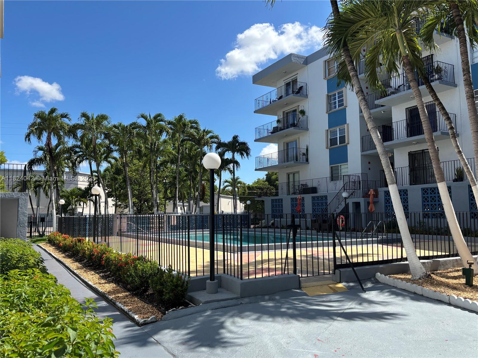 TREASURY CONDO THE - Residential