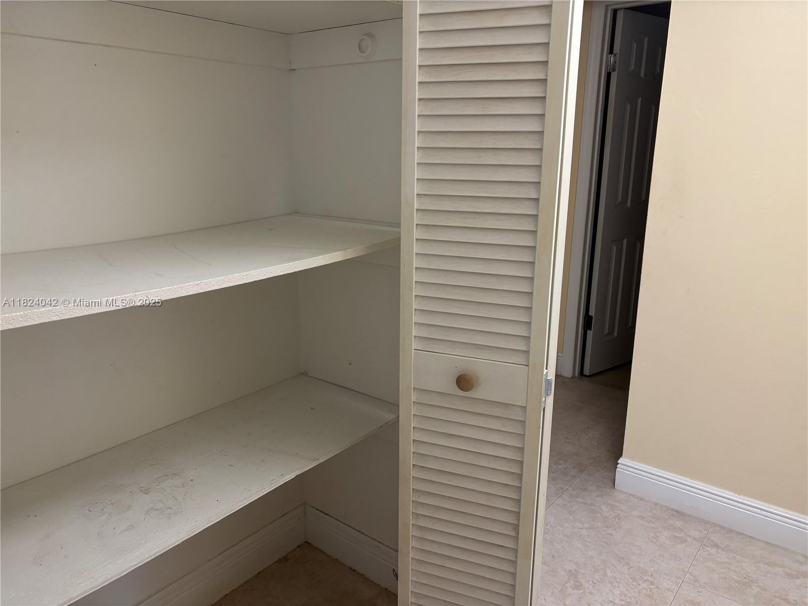 TREASURY CONDO THE - Residential