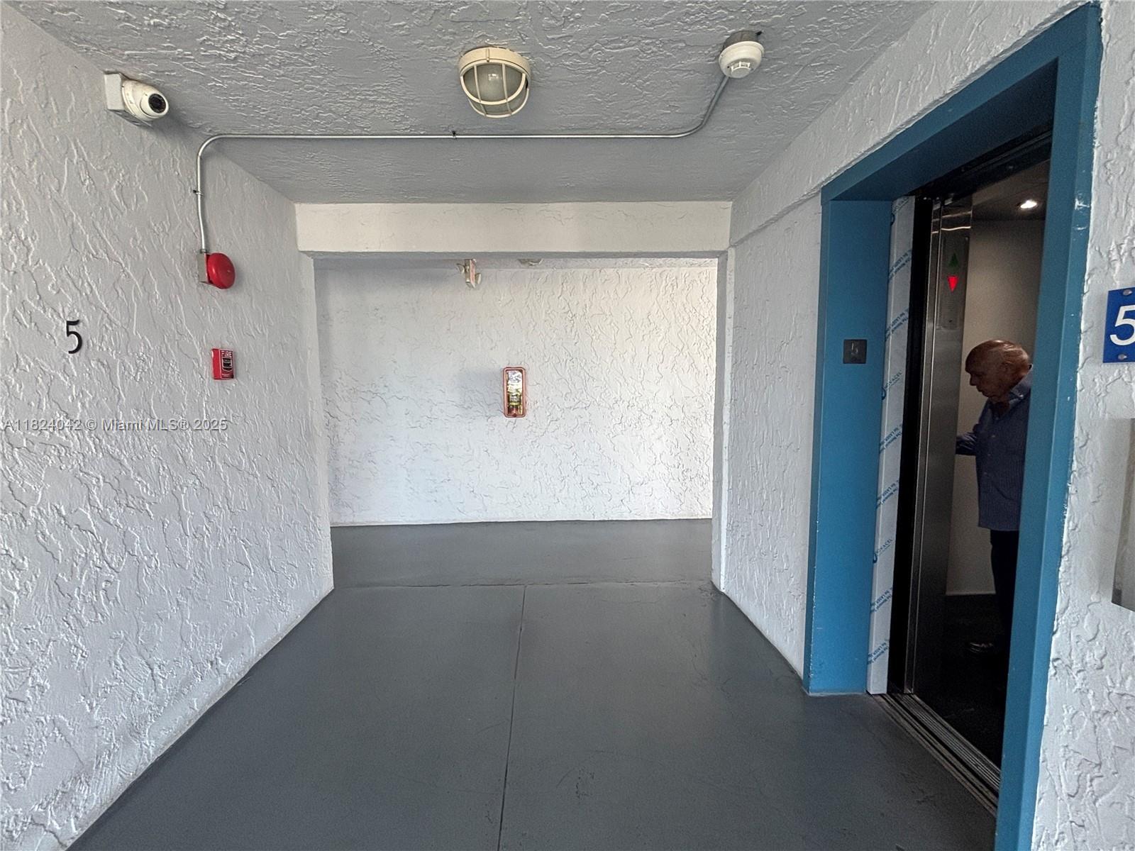 TREASURY CONDO THE - Residential