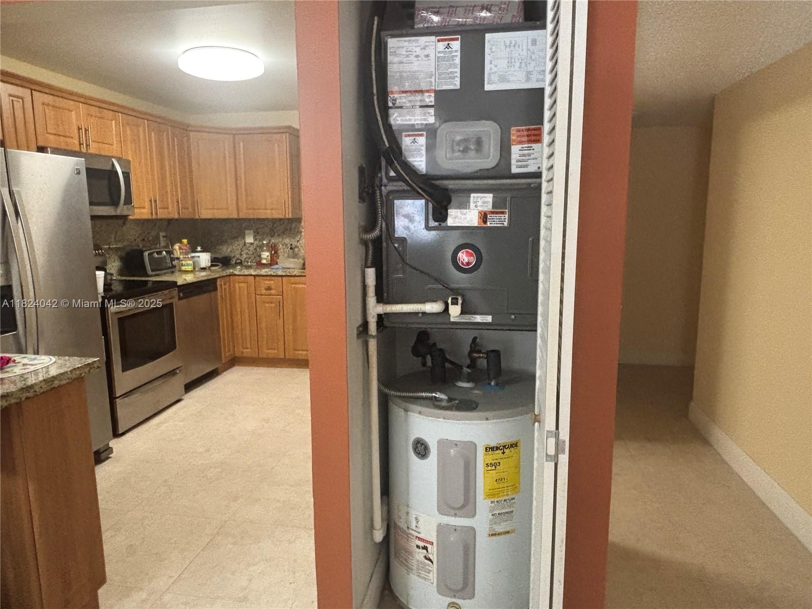 TREASURY CONDO THE - Residential