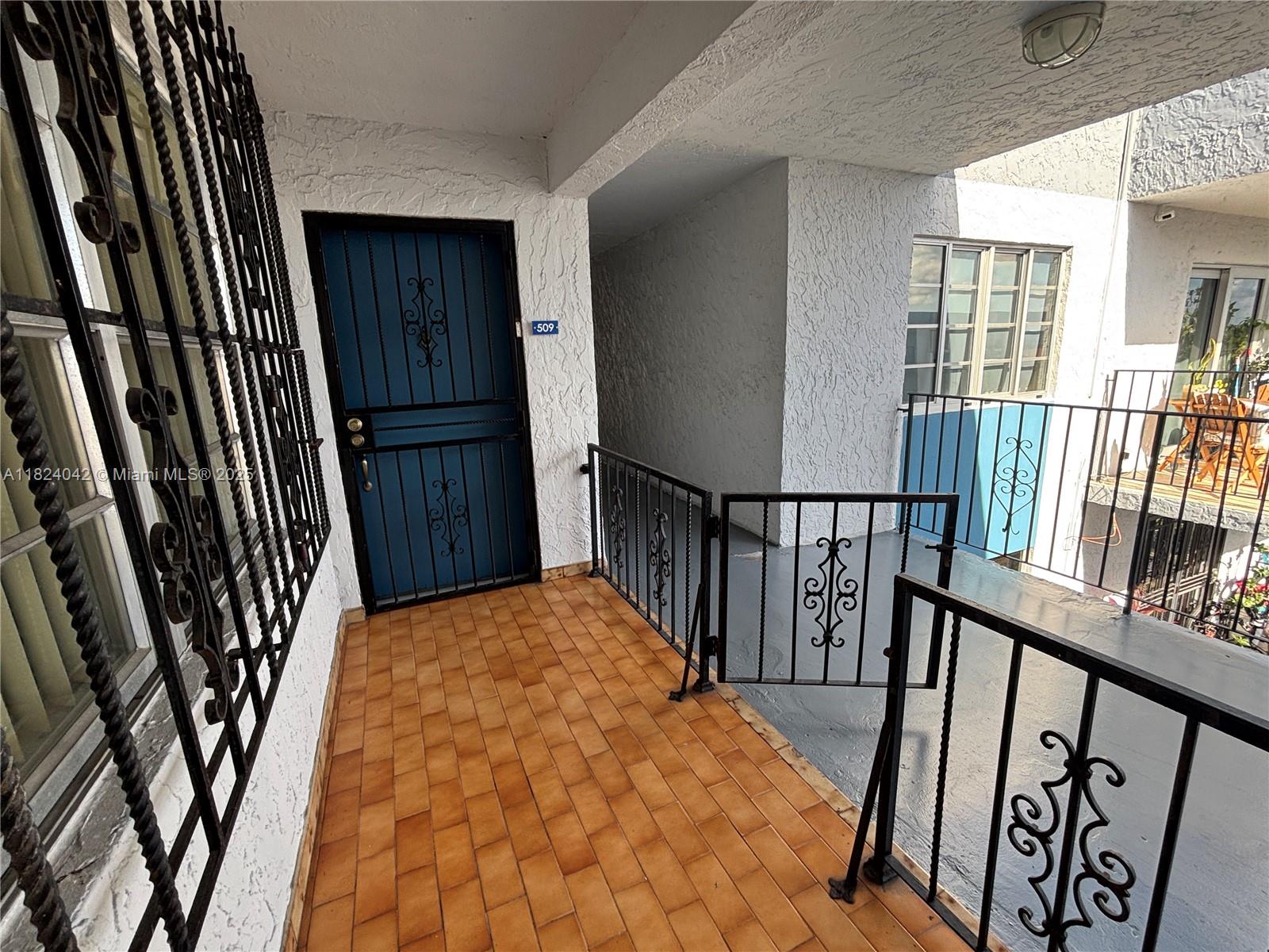 TREASURY CONDO THE - Residential