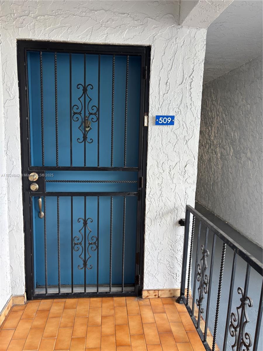 TREASURY CONDO THE - Residential