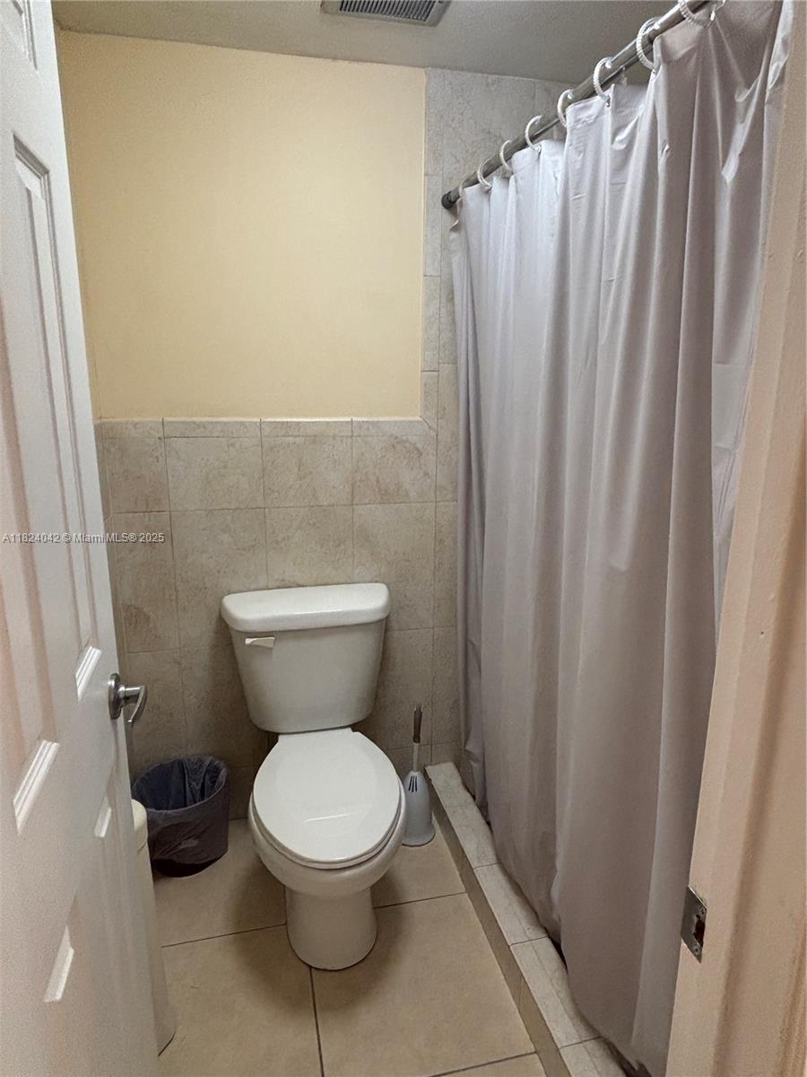 TREASURY CONDO THE - Residential