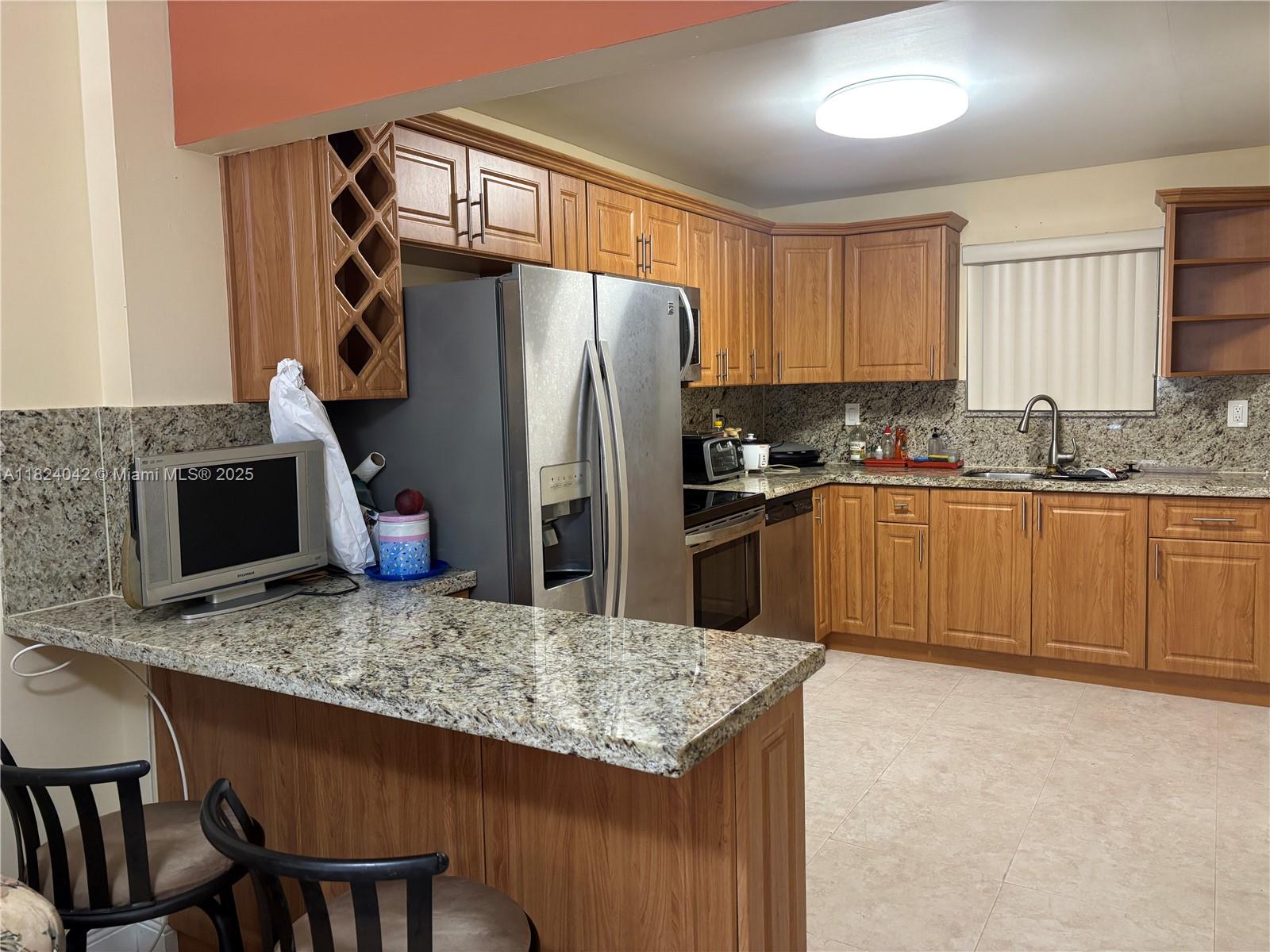 TREASURY CONDO THE - Residential