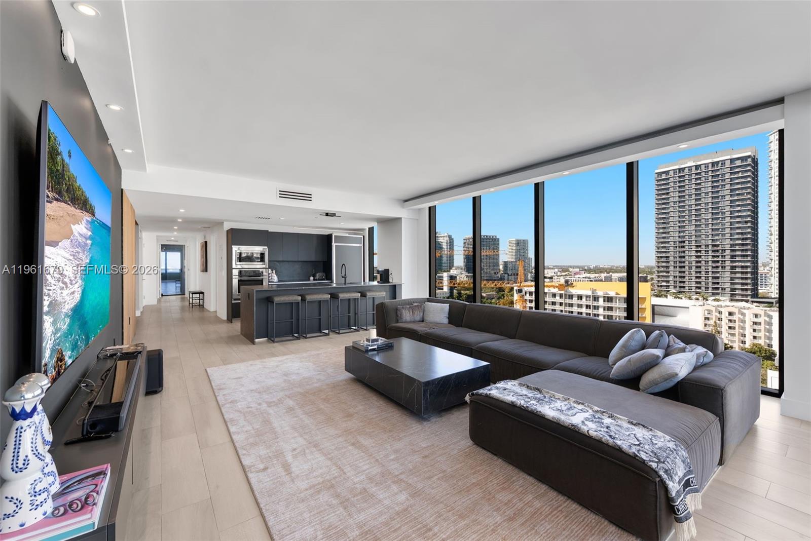 ICON BAY CONDO - Residential Lease