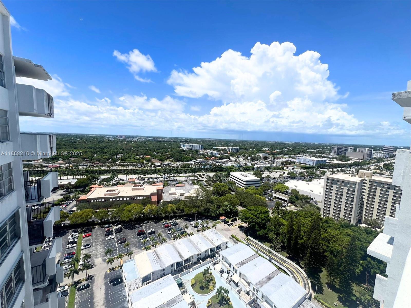 COMMODORE PLAZA CONDO - Residential