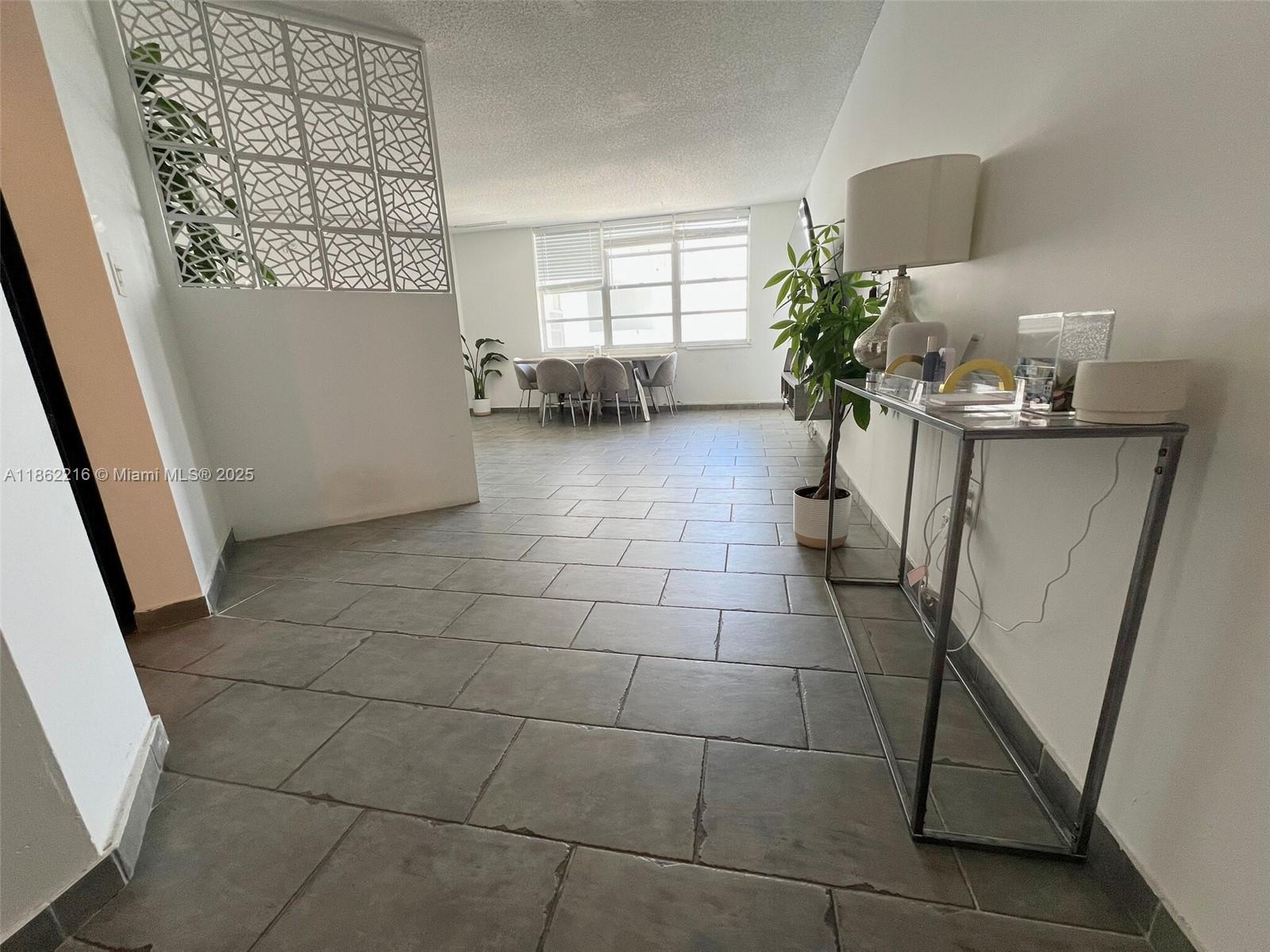 COMMODORE PLAZA CONDO - Residential