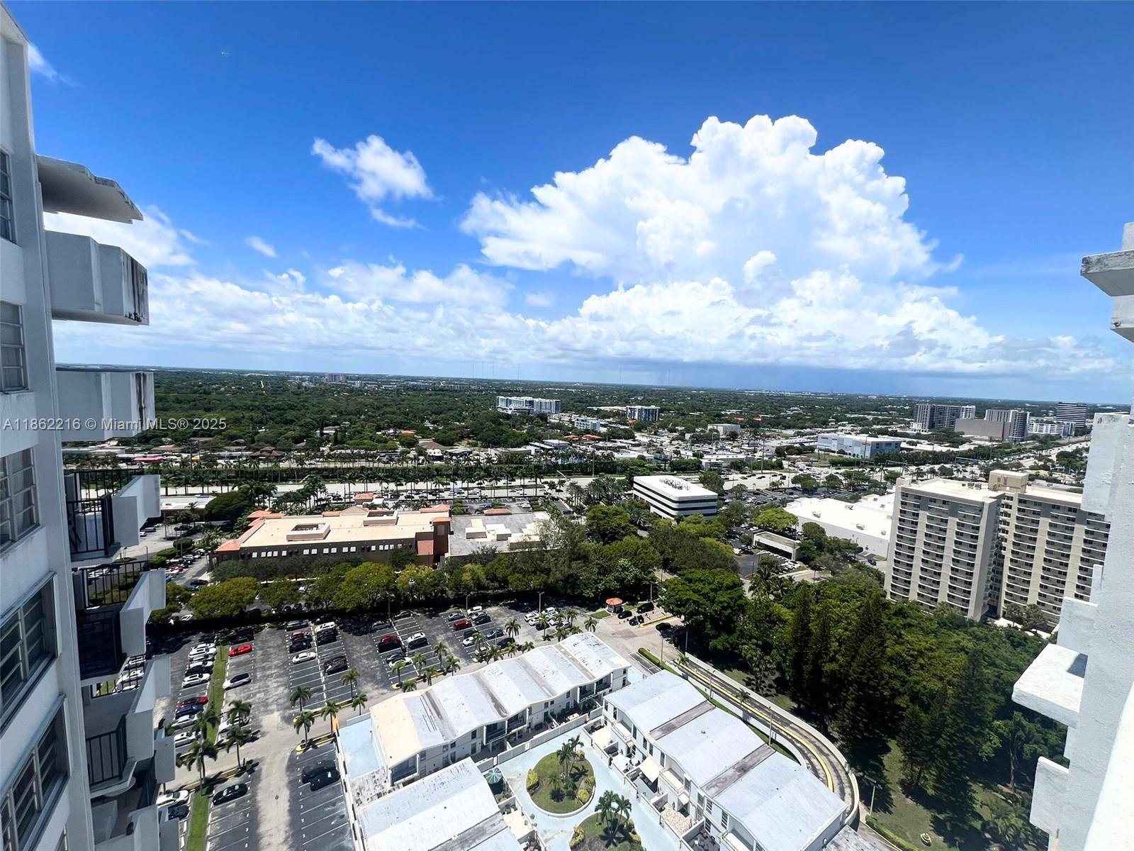 COMMODORE PLAZA CONDO - Residential