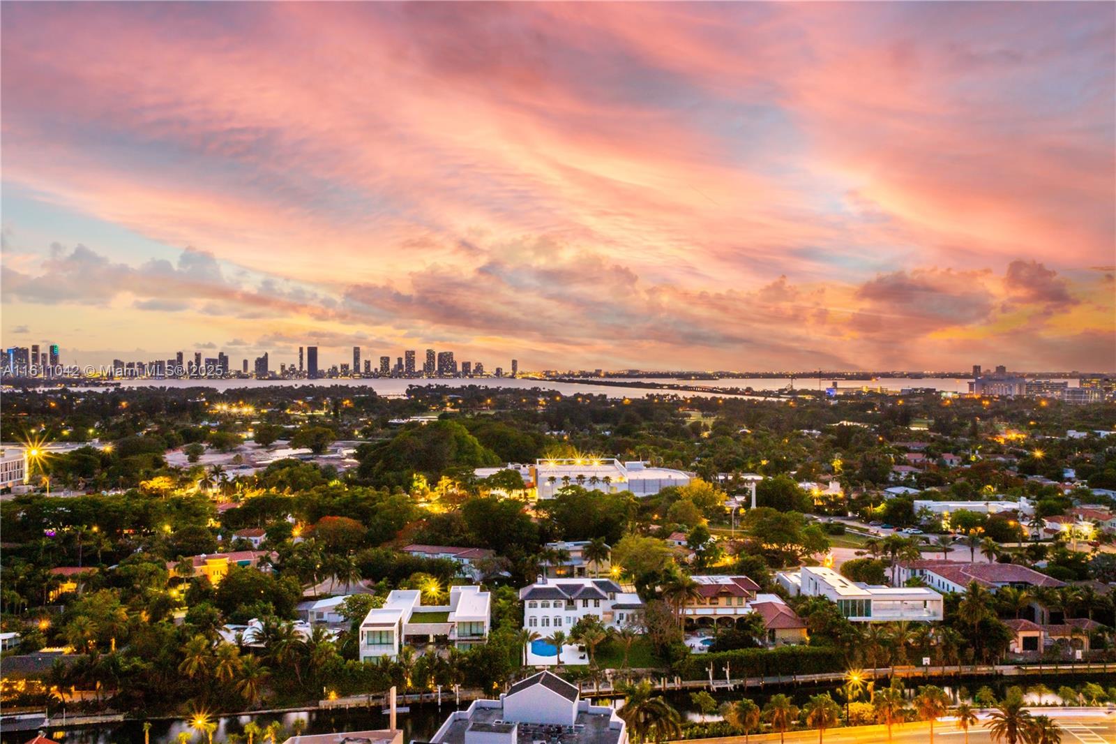 MIRASOL OCEAN TOWERS COND - Residential