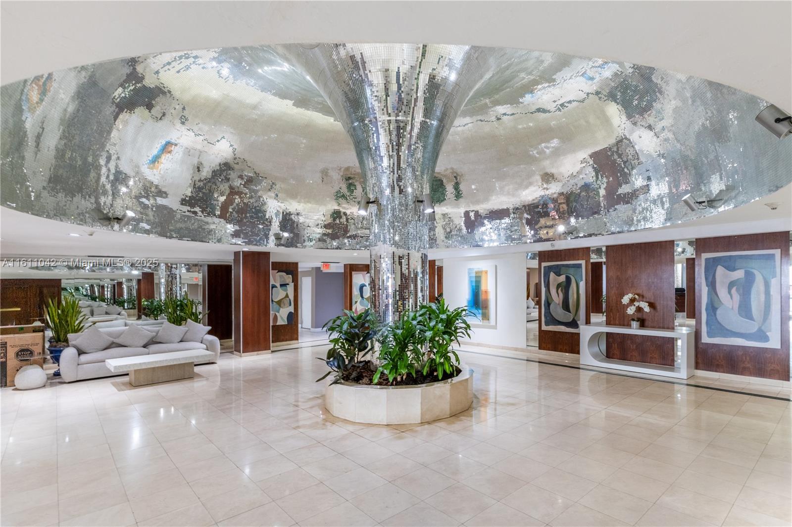 MIRASOL OCEAN TOWERS COND - Residential