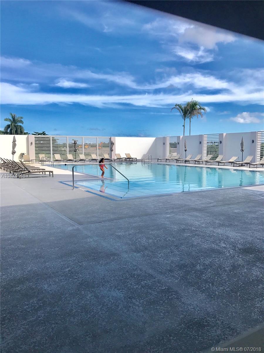 THE OAKS I CONDO - Residential Lease