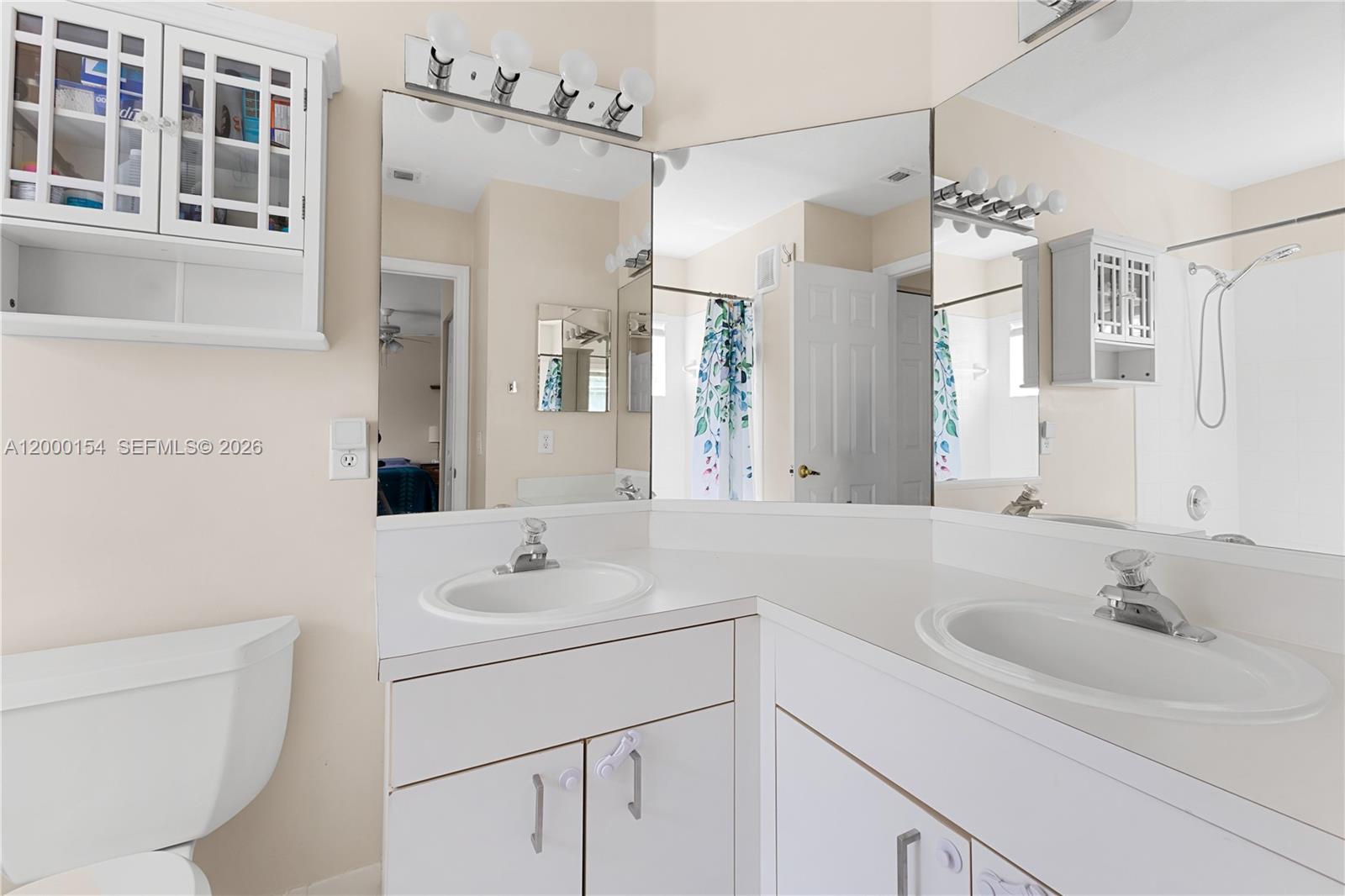 PEMBROKE ISLES 1 - Residential