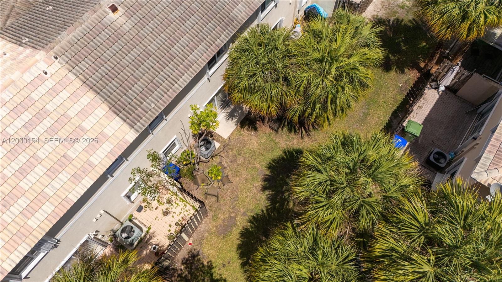 PEMBROKE ISLES 1 - Residential