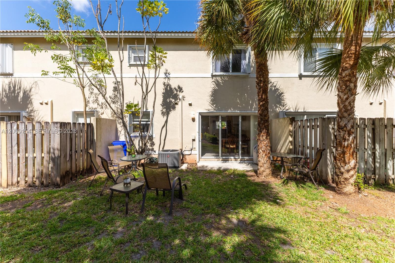 PEMBROKE ISLES 1 - Residential
