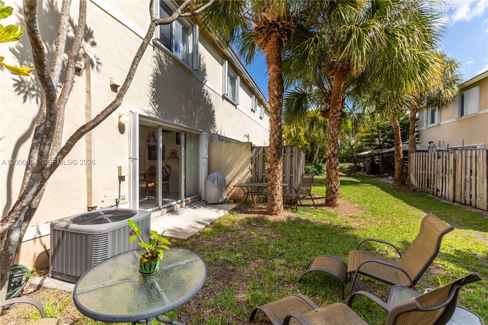 PEMBROKE ISLES 1 - Residential