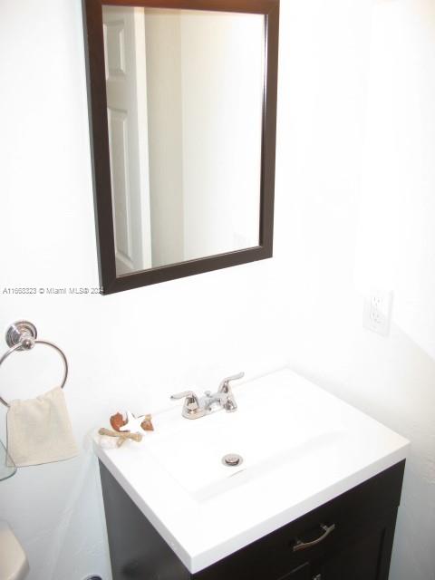 1218 DREXEL CONDO - Residential Lease