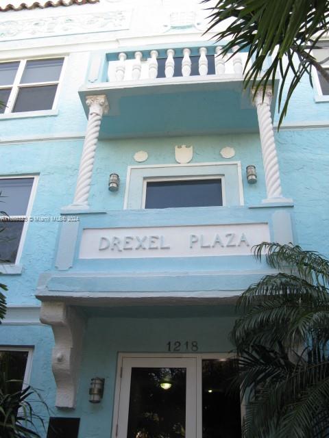 1218 DREXEL CONDO - Residential Lease