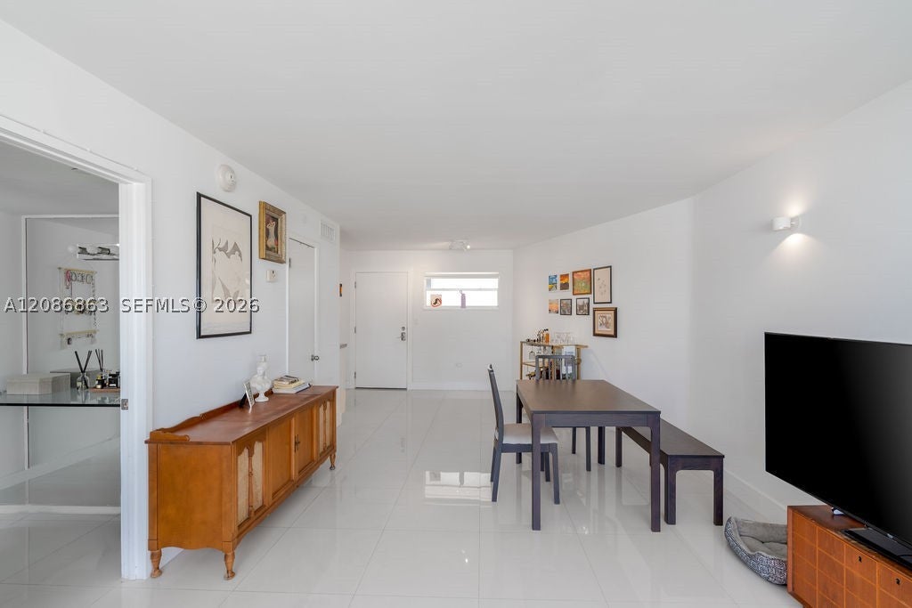 1881 Washington Ave 11D