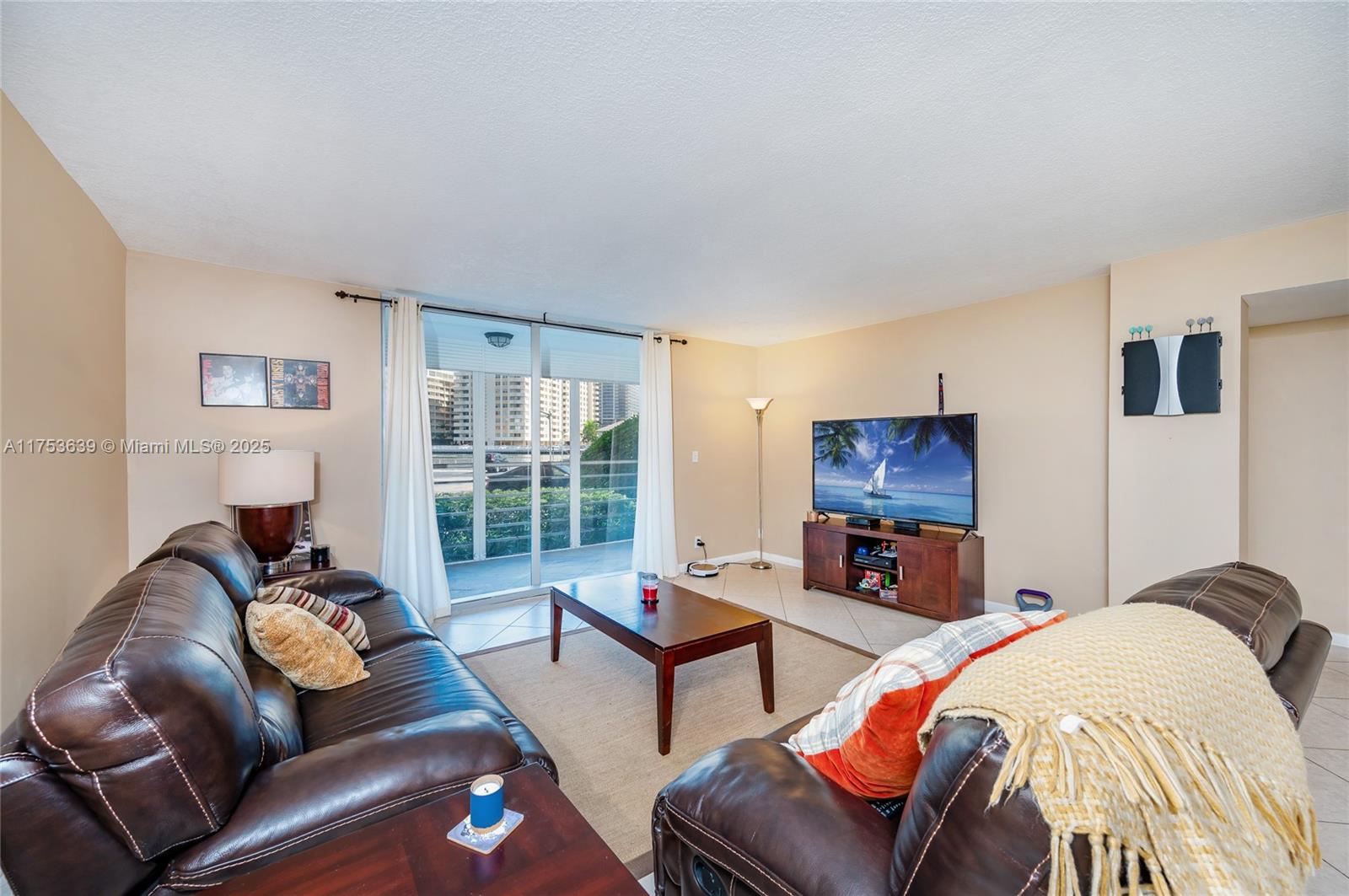 LAKE POINT TOWER CONDOMIN - Residential