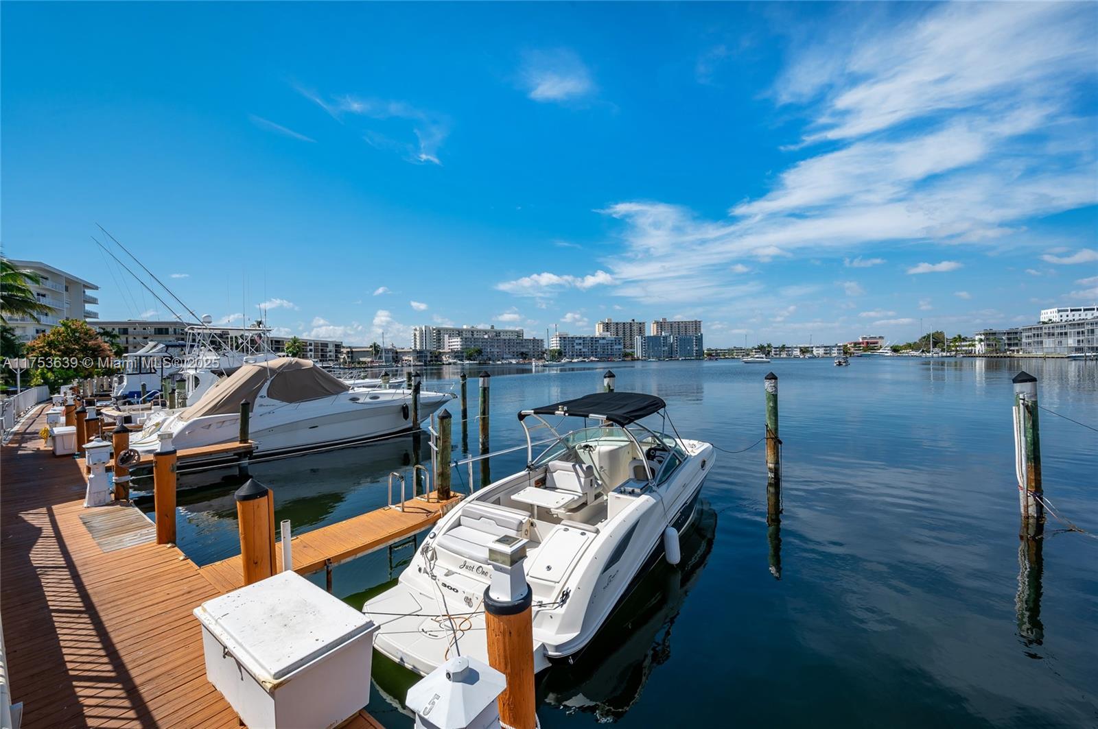 100 Golden Isles Dr 104