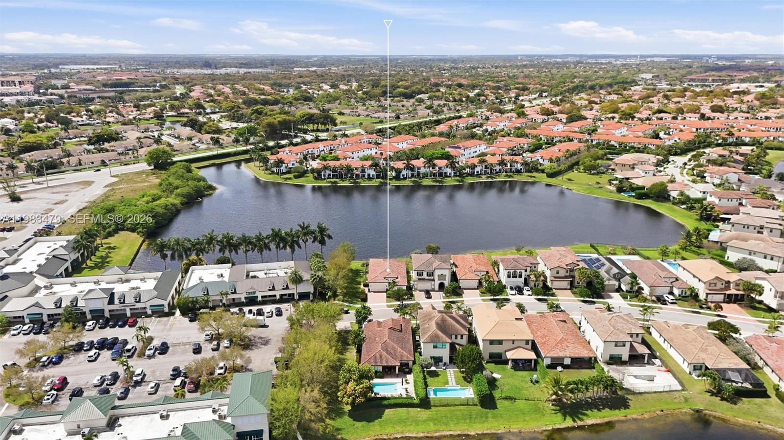 PEMBROKE LAKES SOUTH - Residential
