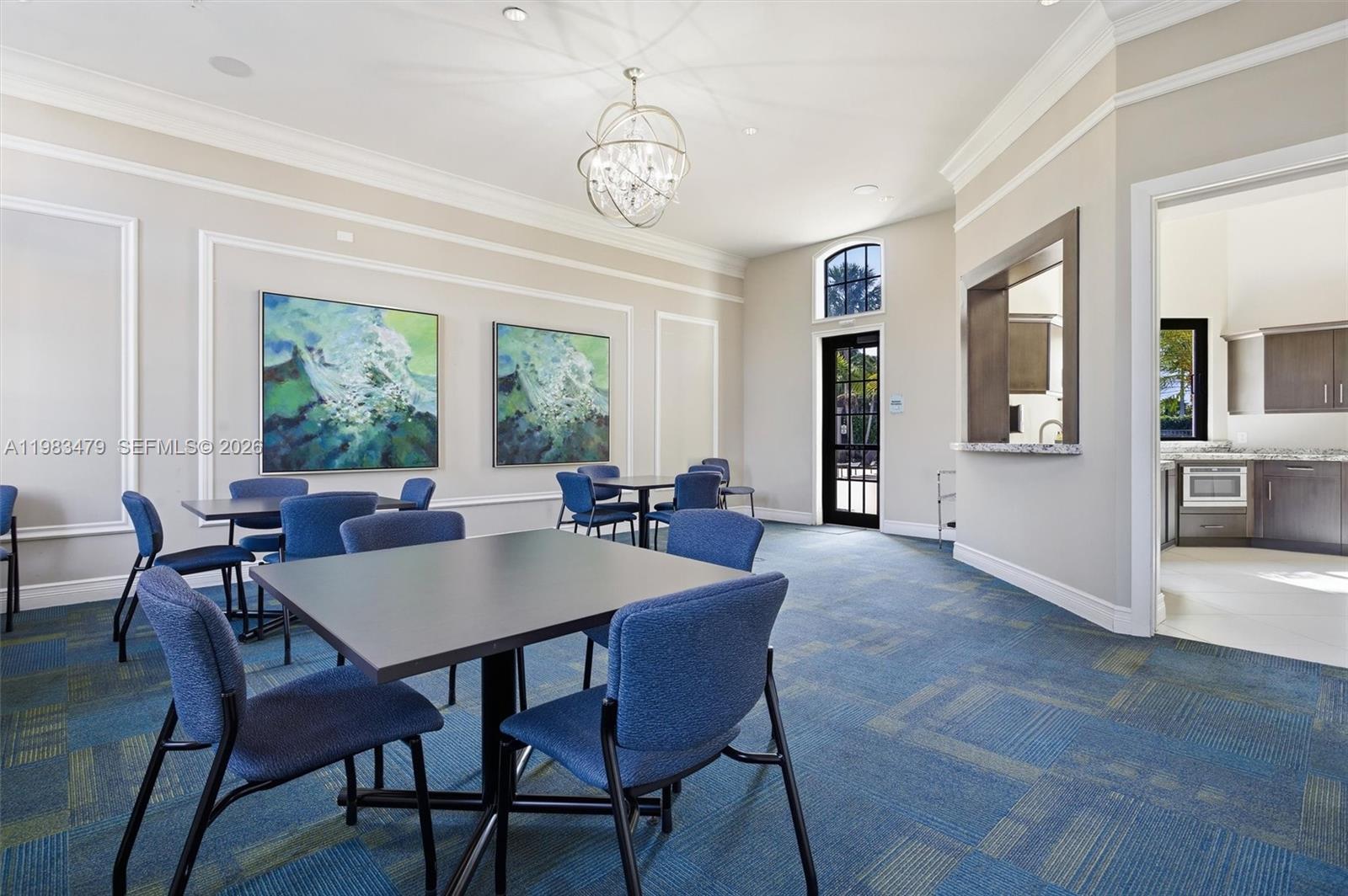 PEMBROKE LAKES SOUTH - Residential