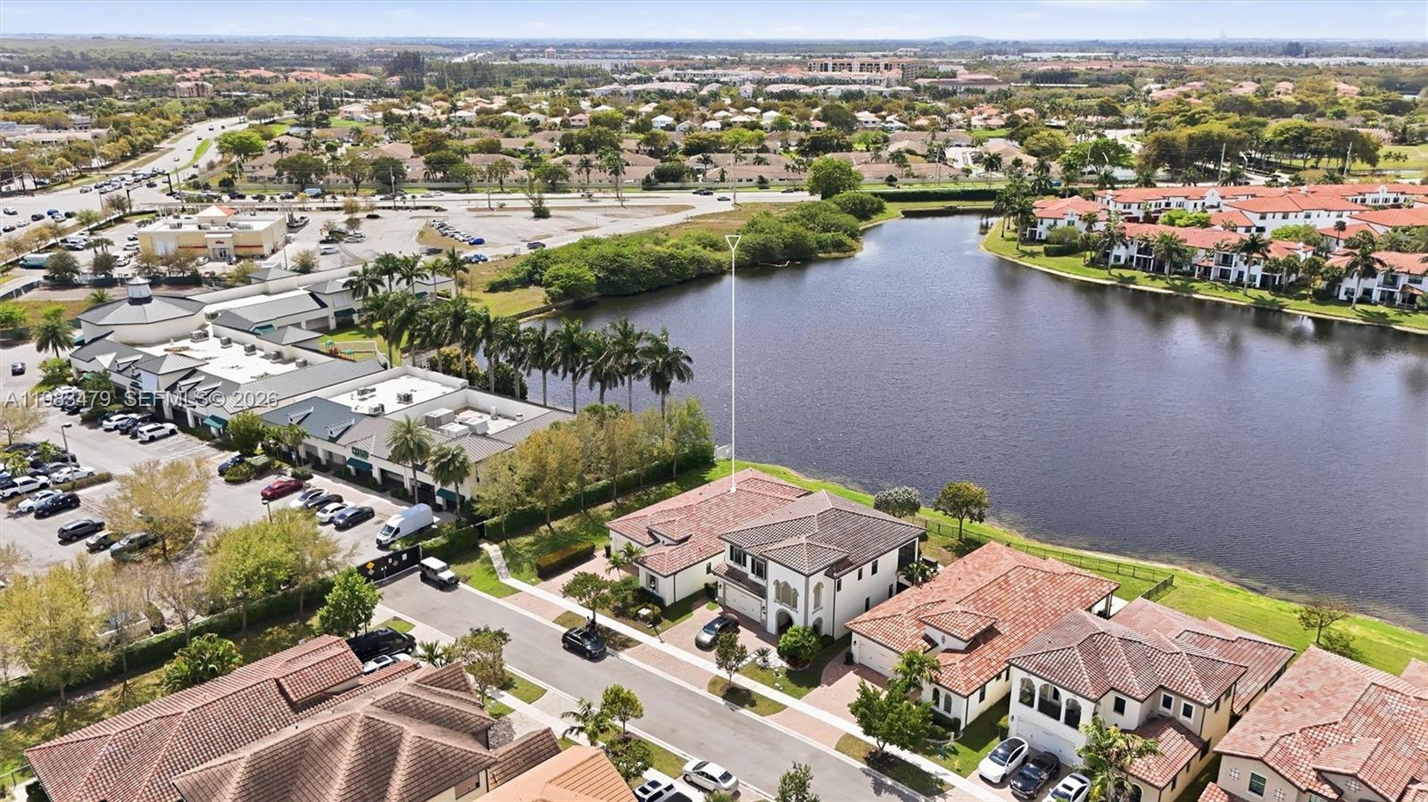 PEMBROKE LAKES SOUTH - Residential