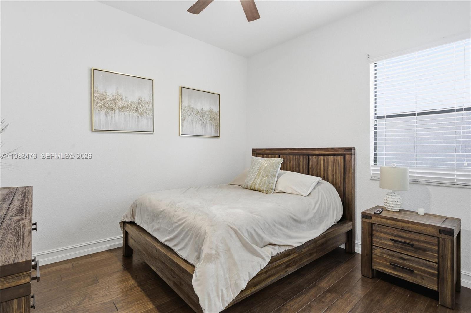 PEMBROKE LAKES SOUTH - Residential