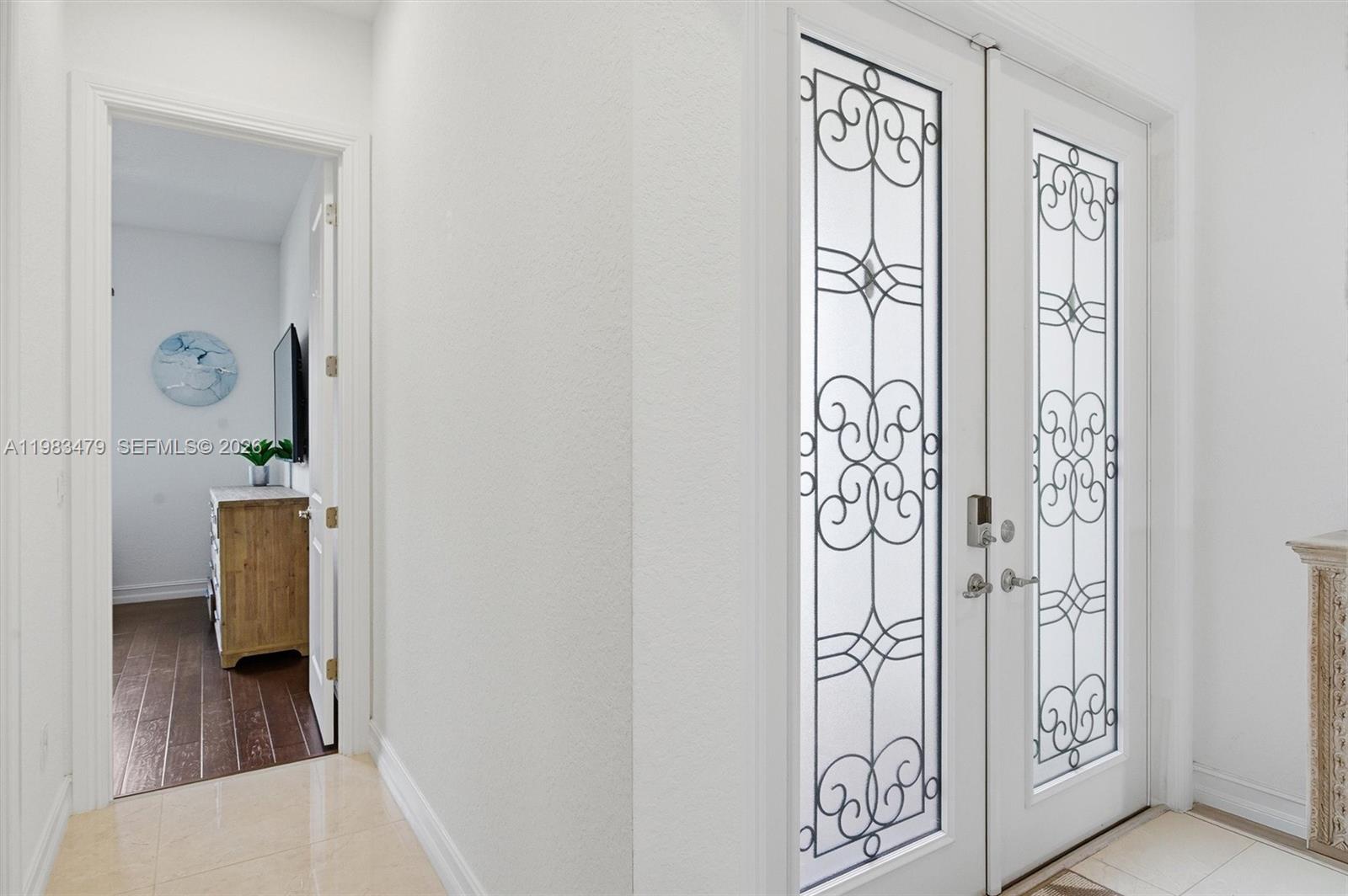 PEMBROKE LAKES SOUTH - Residential